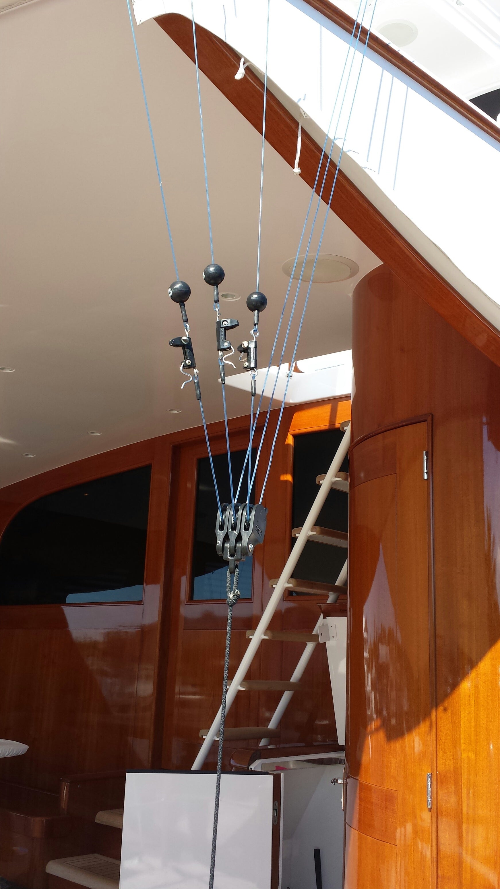 Monofilament vs. Nylon Halyard lines - Pro's and Cons