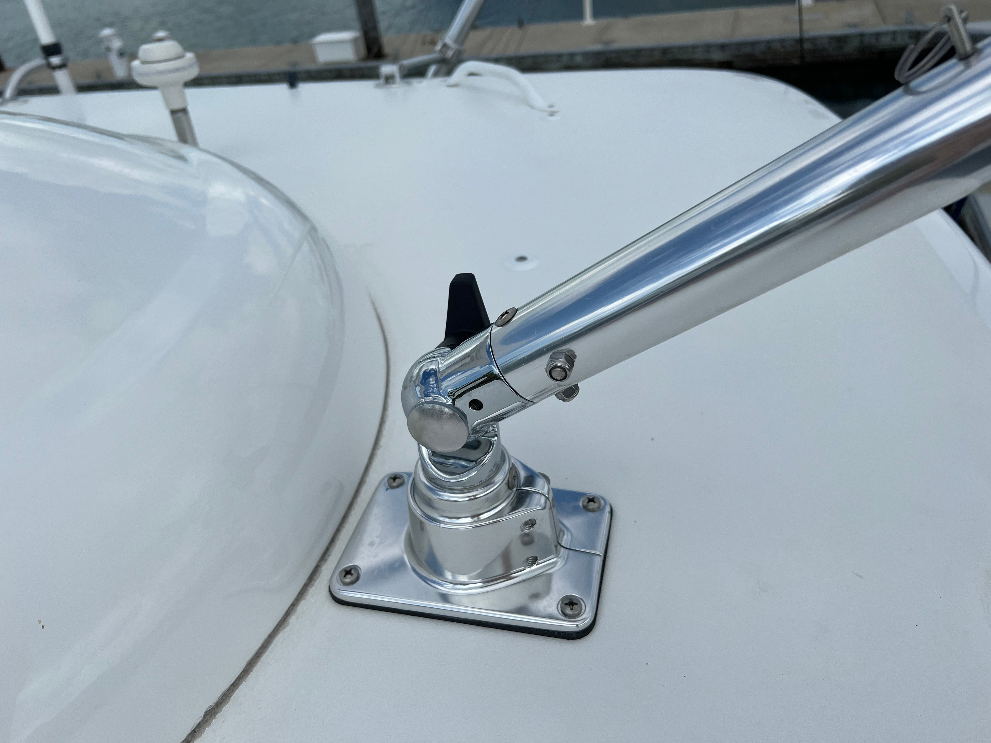 Center Console Adjustable Center Rigger Base